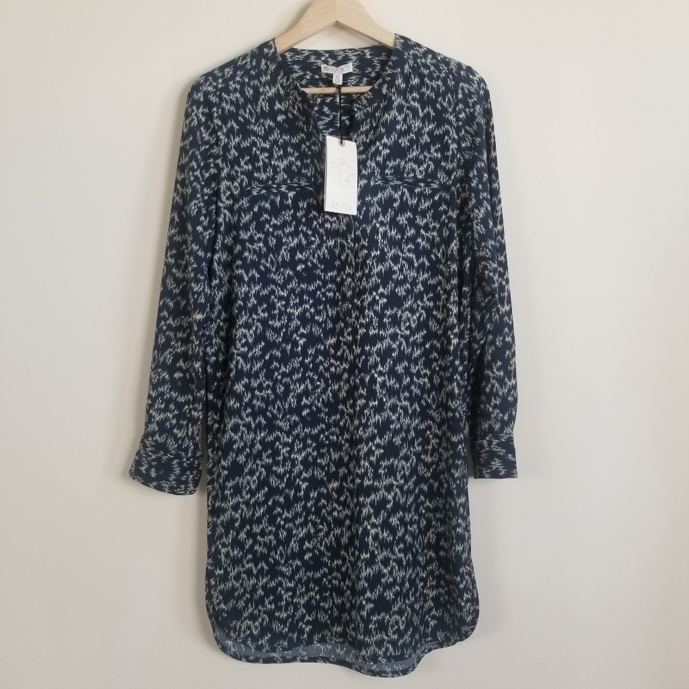 Lila Rose Long Sleeve Dress Size 4 NWT